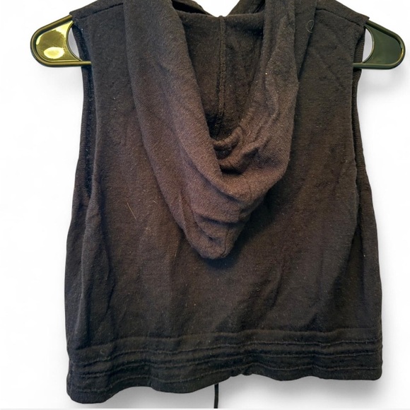 Gymshark Island Black Sleeveless Crop hoodie size small - Picture 3 of 6